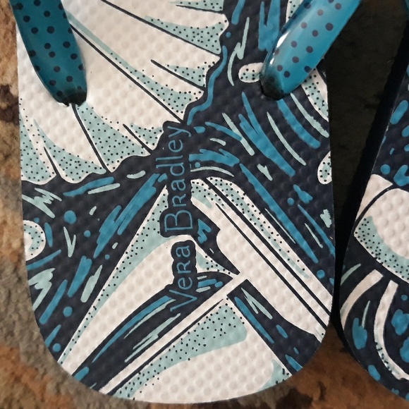 8x*Host Pick*Vera Bradley flip flop sandals - Picture 12 of 16